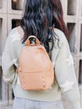 HAMMITT Tan Soft pebbled Leather Hunter Medium backpack gold accents GUC